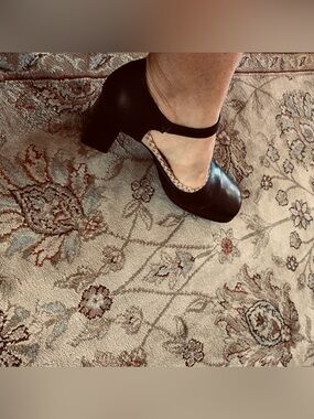 Classic Black Mary Jane Block Heel Women's Shoe